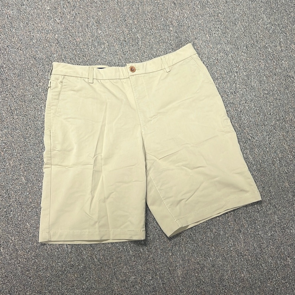 Izod mens shorts 34 * 9.5